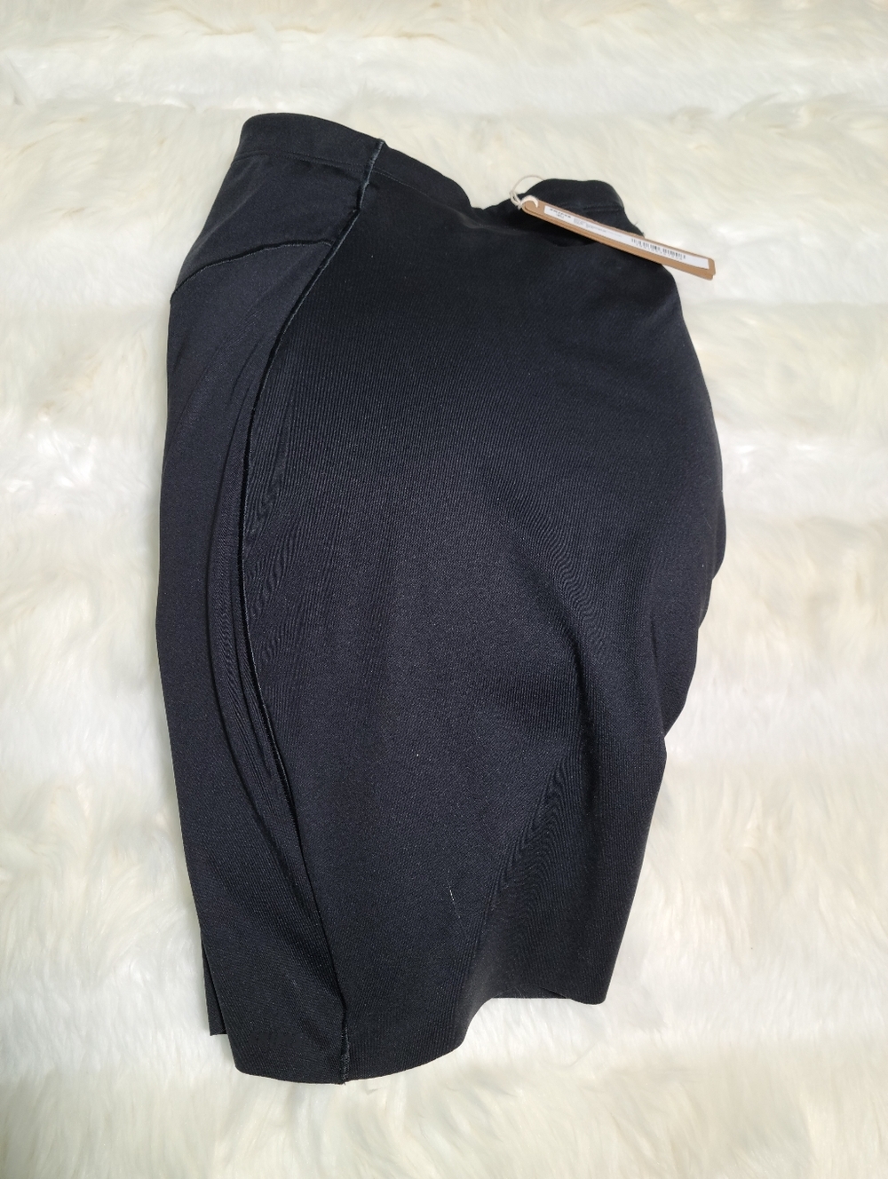 SKIMS Body Butt And Hip Enhancing Mid Thigh Short Black Onyx Women Medium NEW - Picture 4 of 8